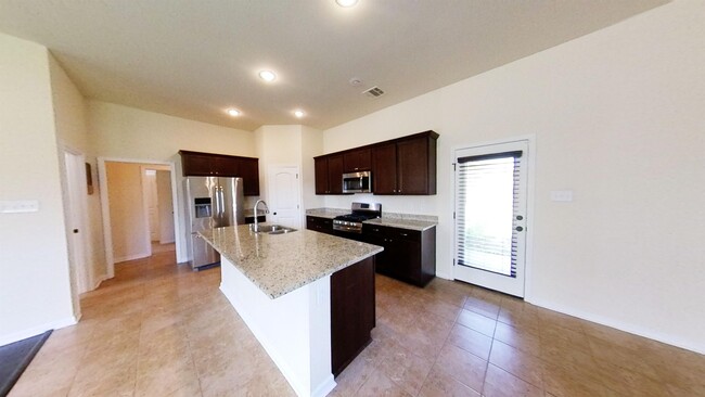 Foto del edificio - 1800 Willow Bend Rd