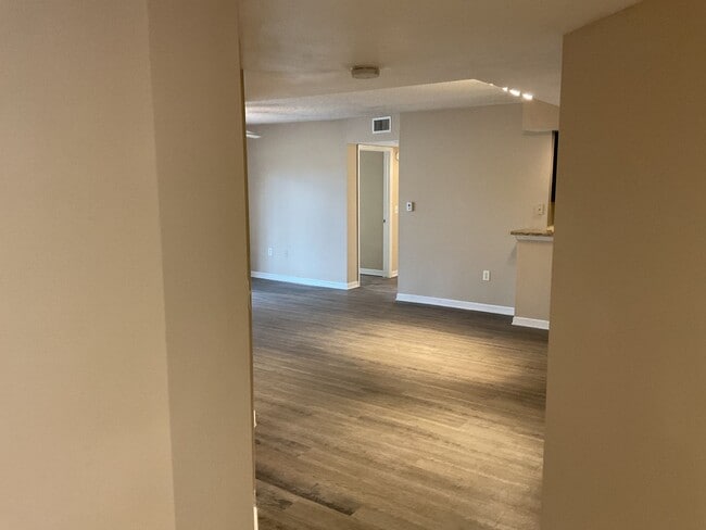 Photo - The Grand Isles - Seaspray Apartment