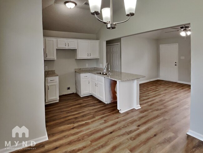 Foto del edificio - 4271 Wagon Trail Cove