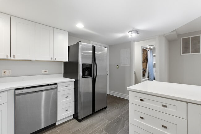 Foto del edificio - 5611 N Glenwood Ave