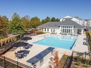 Building Photo - Madison Ridge