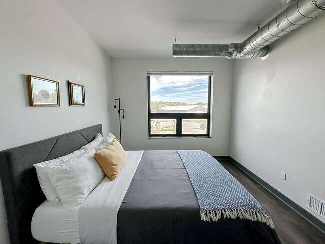 Foto del edificio - 1247 8th St