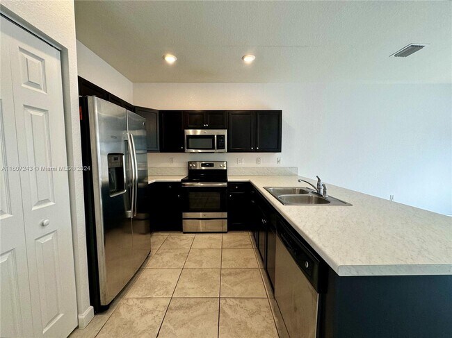 Building Photo - 11544 SW 250th St
