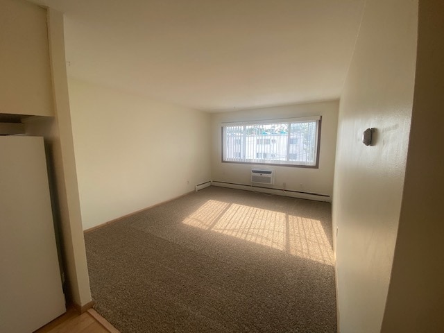 Bright and sunny Livingroom with AC - 624 4th Ave SE