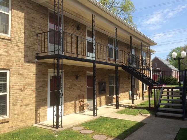 Foto del edificio - 238 Breckenridge Ln
