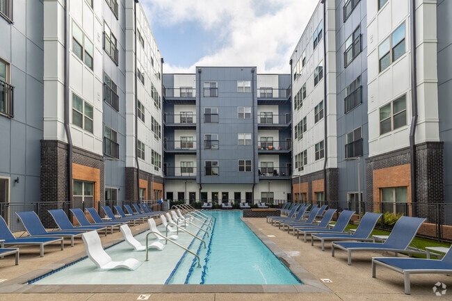 Resort-Style Pool with Sun Deck and Lounge Seating - Eastside Heights