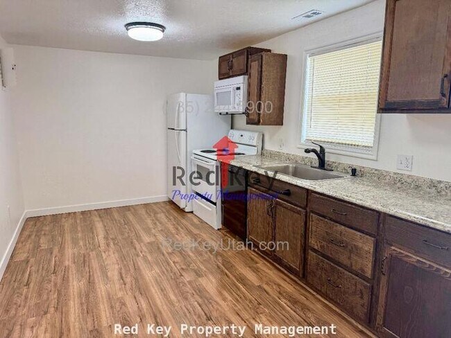 Foto del edificio - N Hale St. Single Family Home