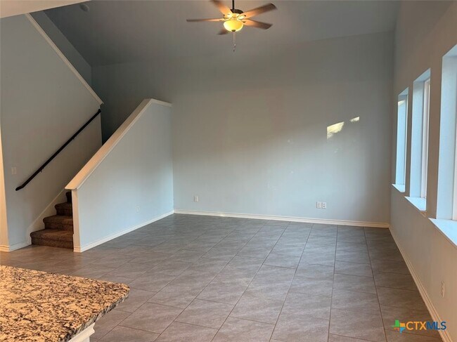 Building Photo - 382 Susie Dr