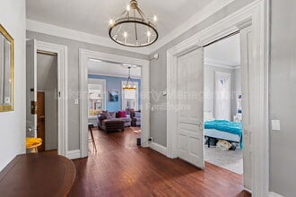 Building Photo - 426-428 S Westnedge Ave