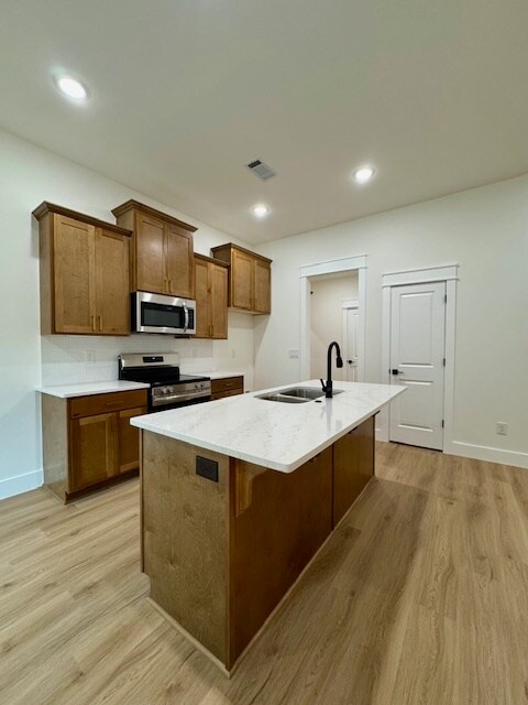 Foto del edificio - 38 Woodbridge Dr