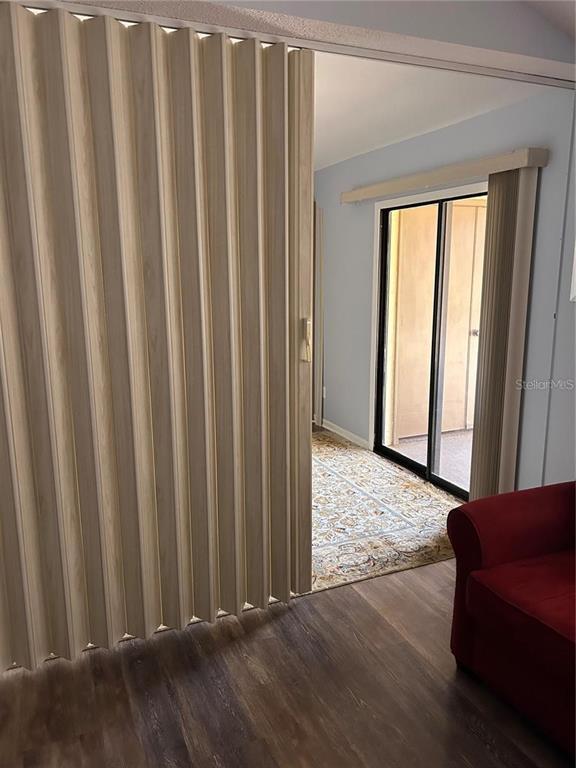 Foto del edificio - 744 White Pine Tree Rd