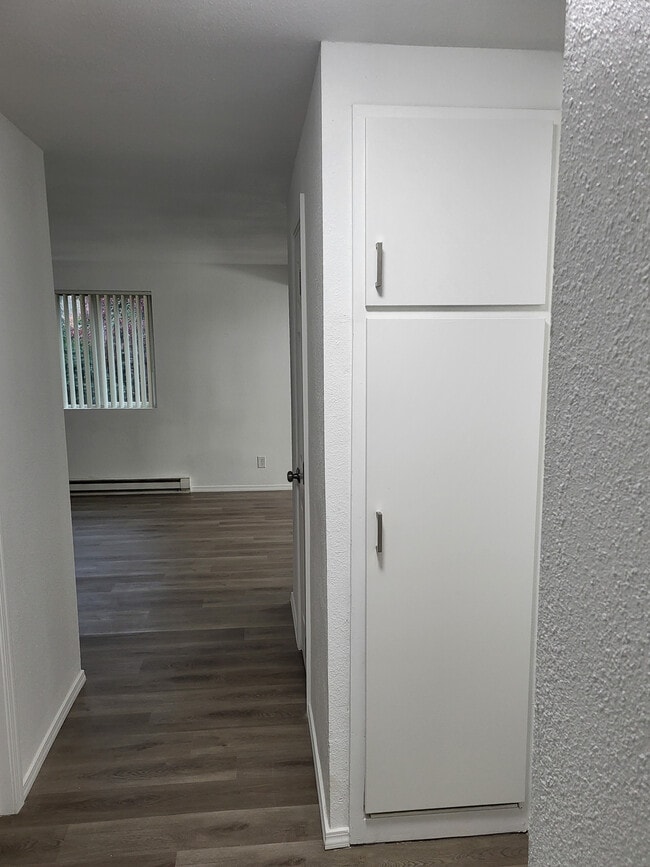 Building Photo - Towne South Apartments