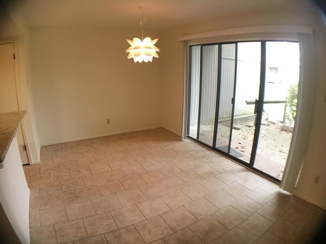 Building Photo - 1905 West Ln