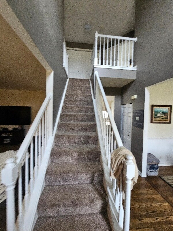 Foto del edificio - 492 Spring Ridge Dr