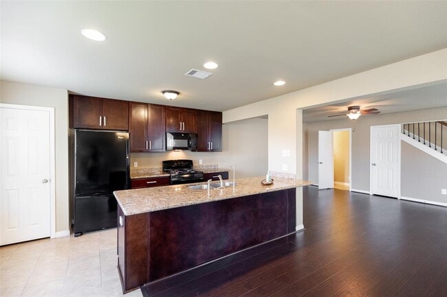 Building Photo - 15814 Whiteglade Ln