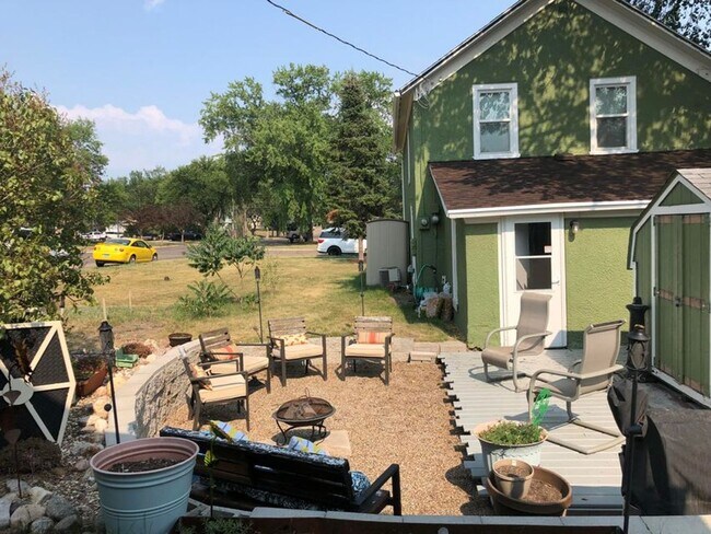 Foto del edificio - 802 3rd Ave SE