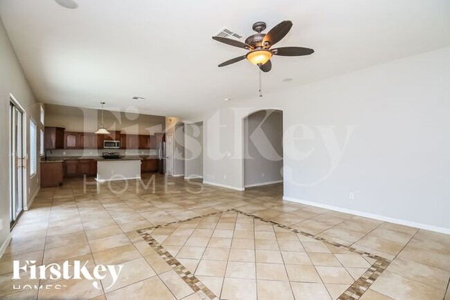 Foto del edificio - 42963 W Wild Horse Trail