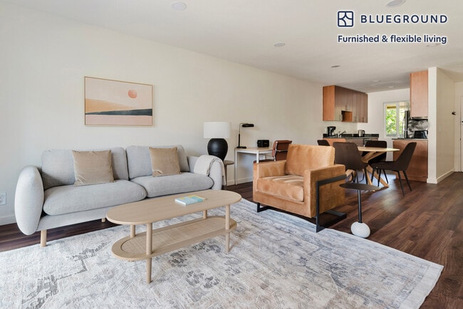 Foto del edificio - 20800 Homestead Rd