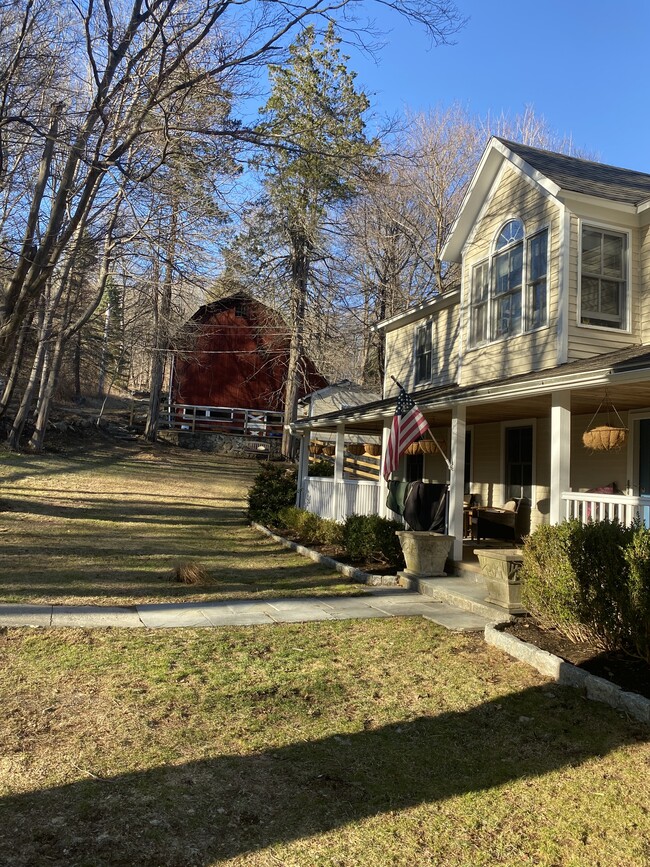 Main House & Barn - 184 Pine Hill Rd