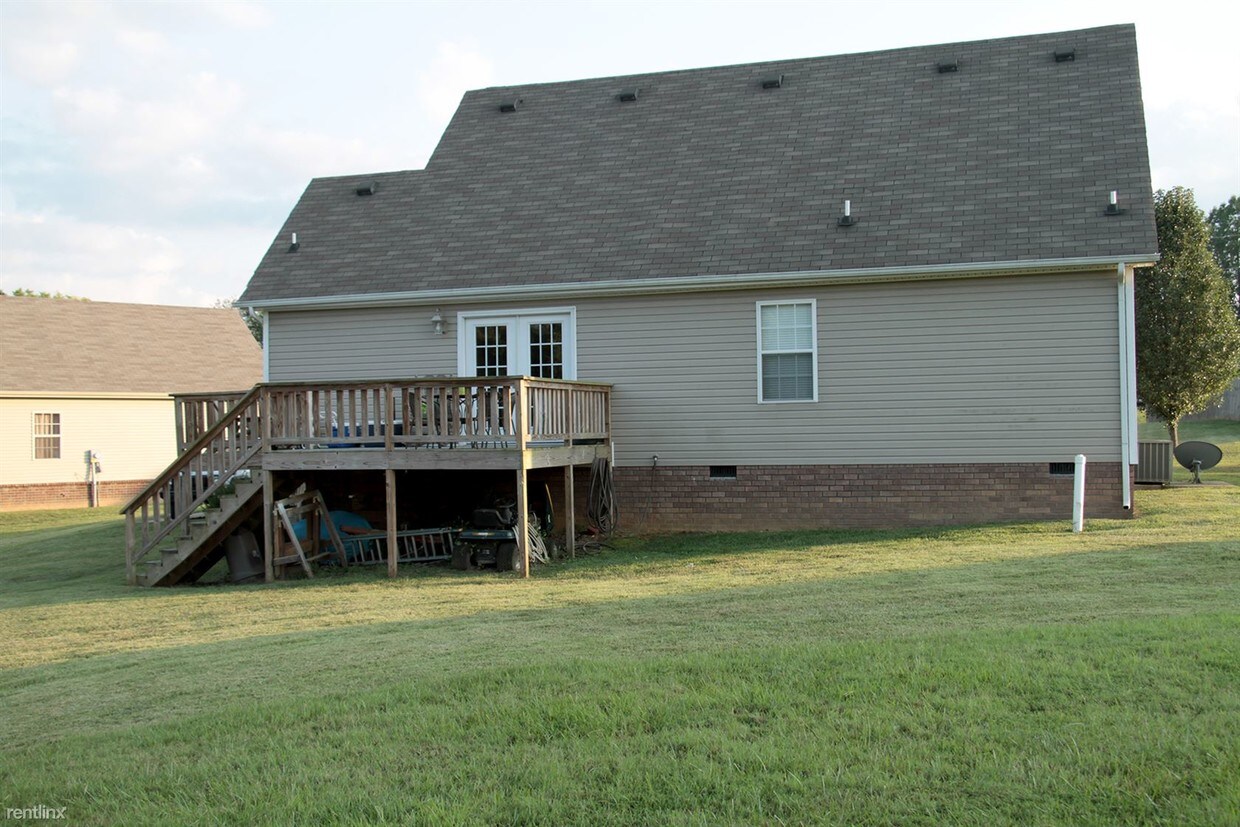 117 Buena Vista Dr, Portland, TN 37148 House Rental in Portland, TN