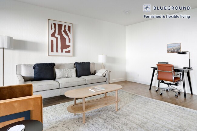 Foto del edificio - 20200 Lucille Ave