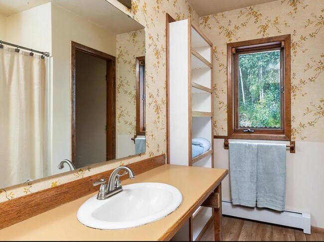 Foto del edificio - 2 br, 1 bath House - 3752 Mariposa Lane