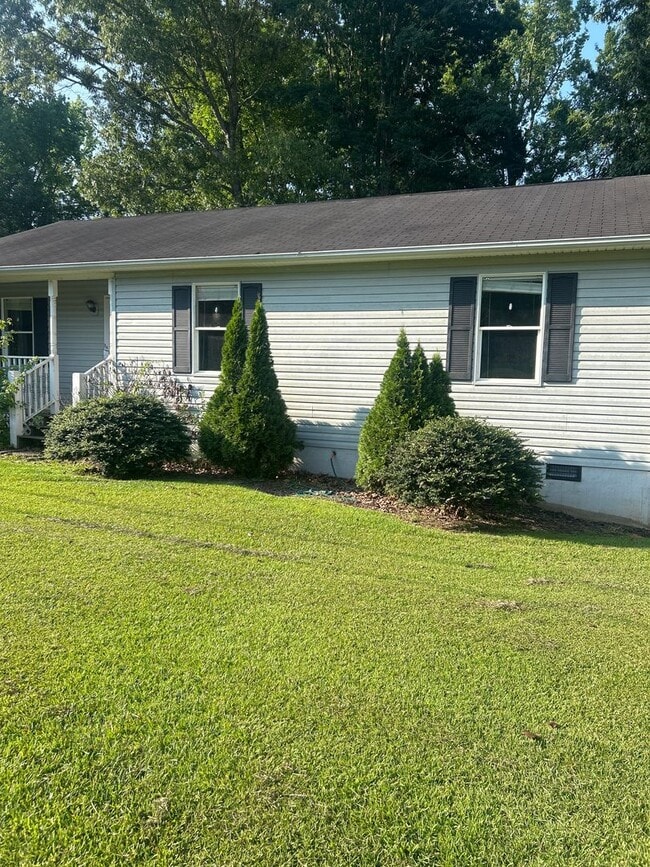 Building Photo - 318 Crescent Dr