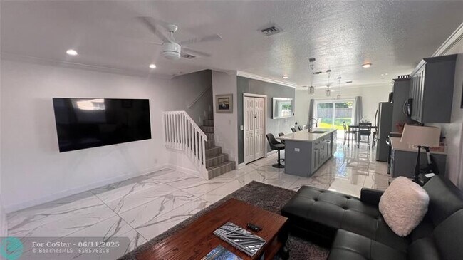 Foto del edificio - 2788 NW 20th St