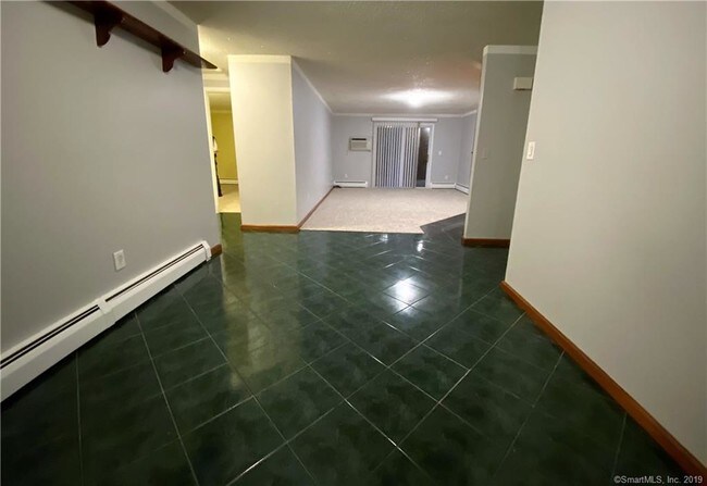 Building Photo - 26 Carillon Dr