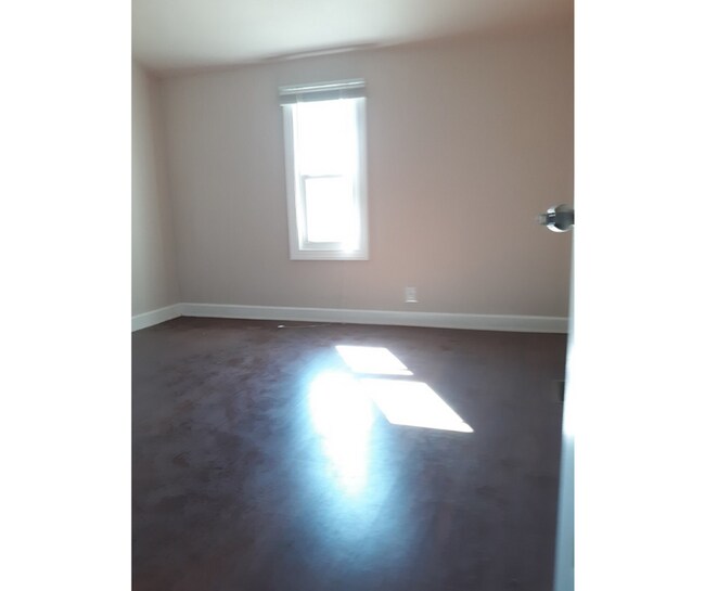 Foto del edificio - 3818 W Cold Spring Ln
