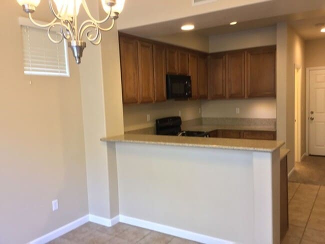Building Photo - Gated Community 4 Bedroom 2.5 Bath Home...