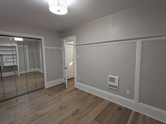 Foto del edificio - 341 Alcatraz Ave