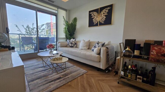 Photo du bâtiment - 2.0 bedroom in Calgary Alberta T3H 6B5