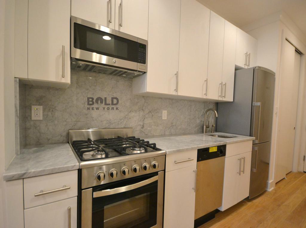 Primary Photo - 495 3rd Ave