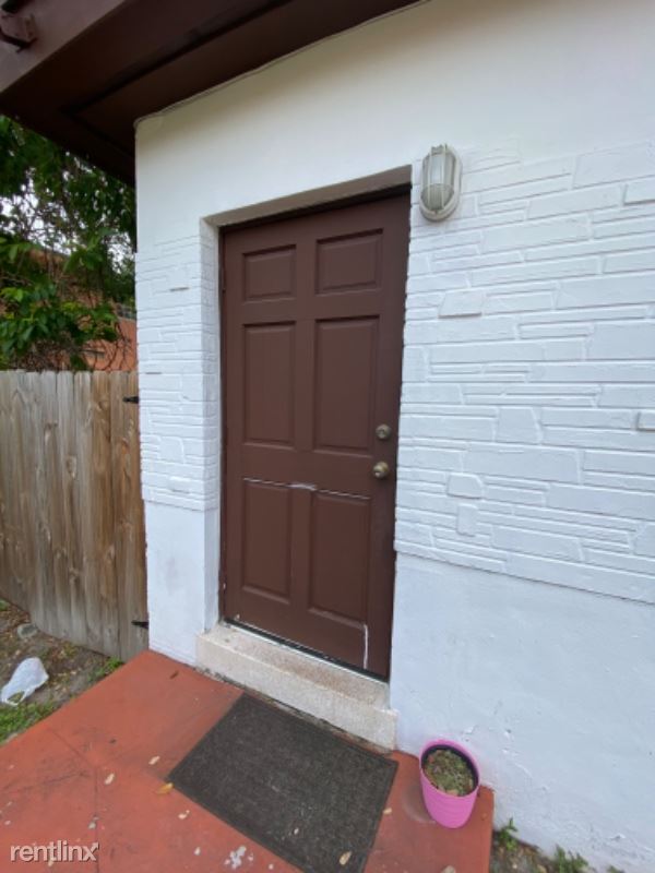 Building Photo - 2 br, 1 bath Apartment - 1749 nw 40 st