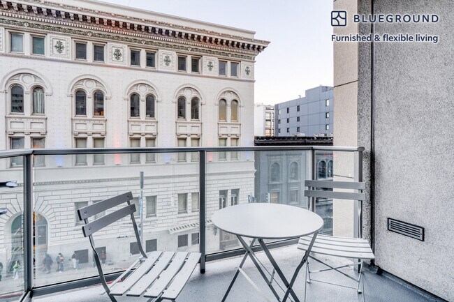 Building Photo - 1285 Sutter St
