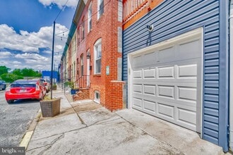 Building Photo - 903 N Bradford St