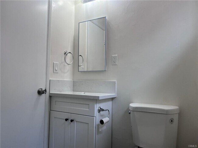 Foto del edificio - 6619 Harbor Ave