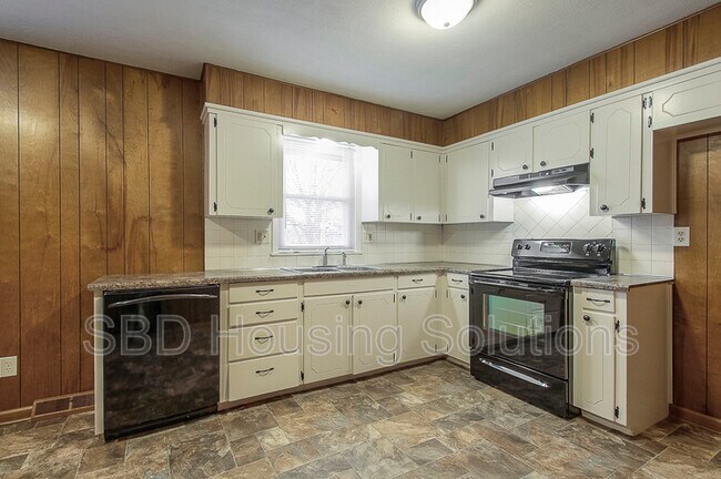 Foto del edificio - 9519 E 18 St S