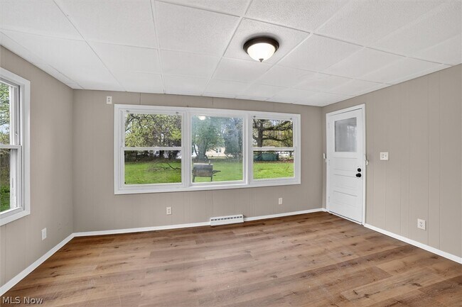 Foto del edificio - 681 E 258th St