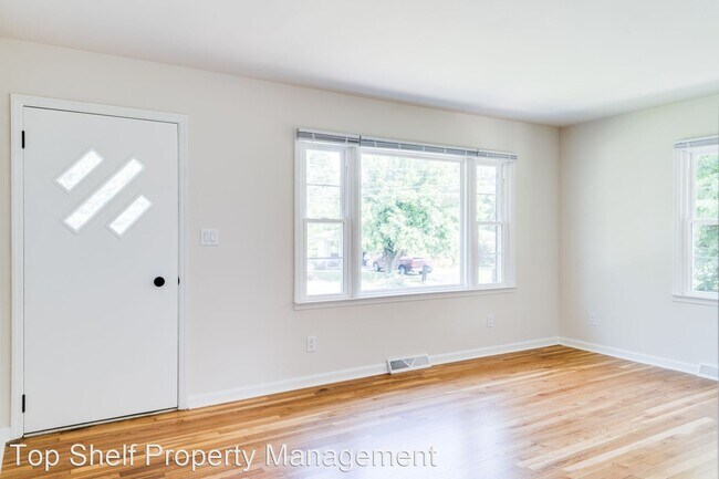 Building Photo - 3 br, 2 bath House - 1414 Fairlane Dr.