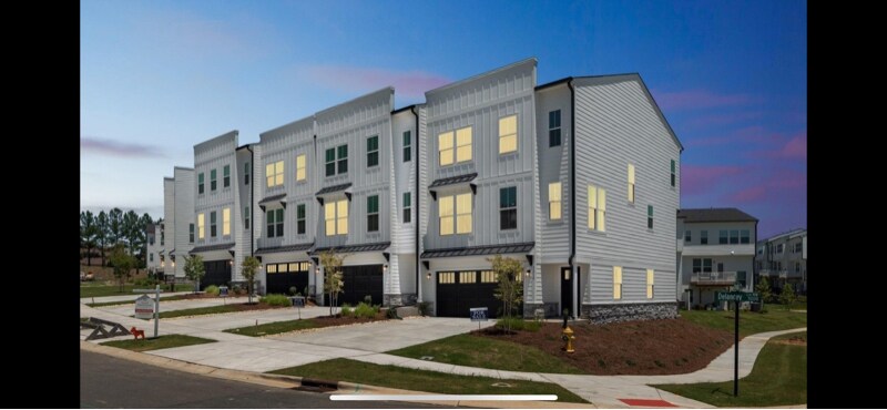 Foto principal - 9214 Delancey Ln NW