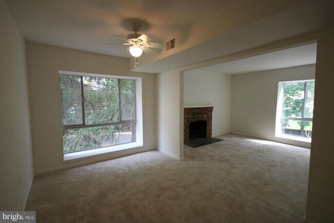 Foto del edificio - 3722 Persimmon Cir