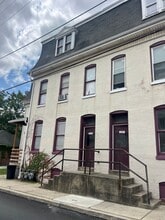 Building Photo - 22 N Hartley St
