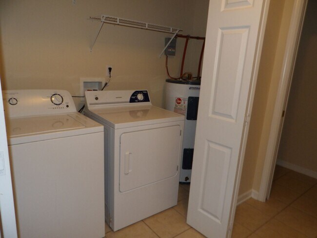 Foto del edificio - Creekside Townhomes, Enterprise, AL
