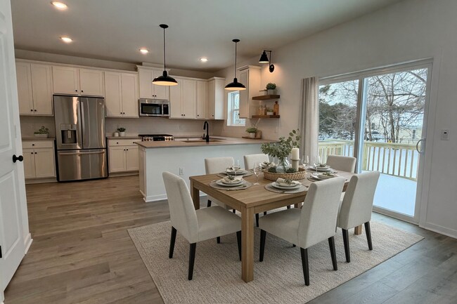 Foto del edificio - 27 Butternut Dr