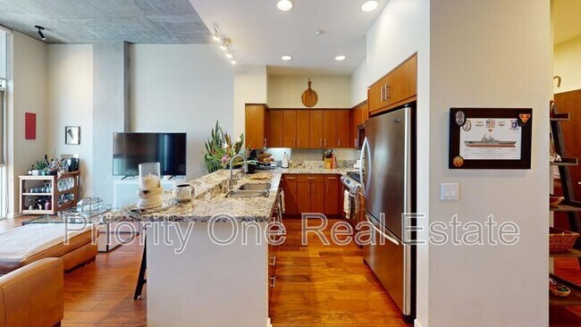 Foto del edificio - 3740 Park Blvd