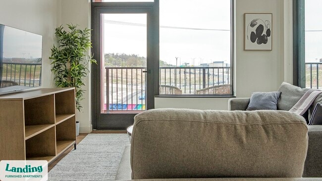 Building Photo - 632 Howard Rd SE