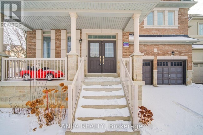 Building Photo - 1137 Quick St