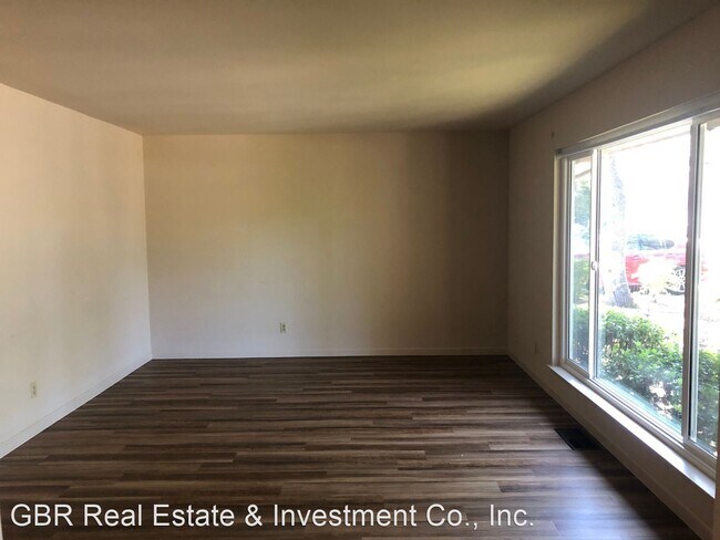 Foto del edificio - 4 br, 2.5 bath House - 1010 Emerald Hills ...